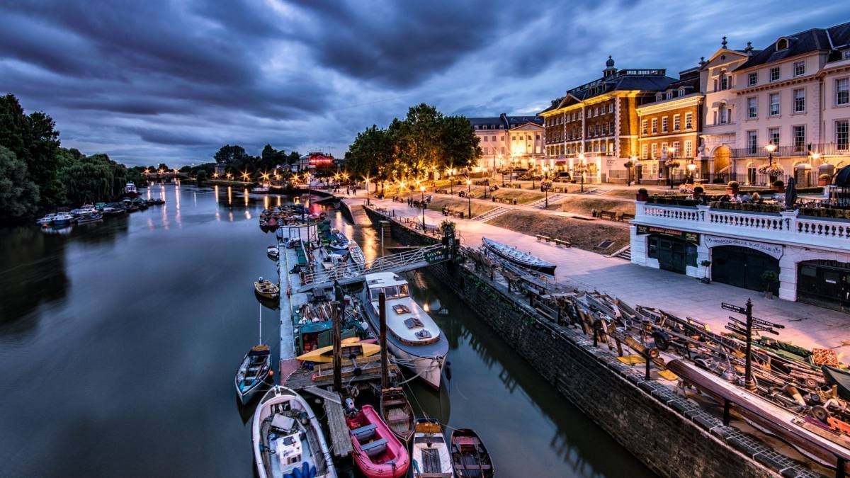 A residential street in Richmond upon Thames, UK